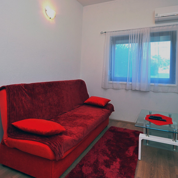 Dnevni boravak, Apartmani Dalmatian, Apartmani Dalmatian Bilice s bazenom, Dalmacija Bilice